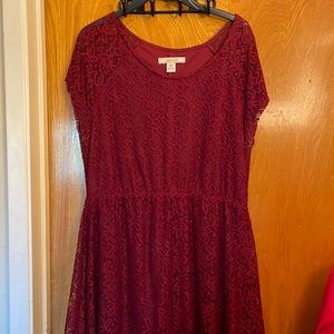 Womens burgundy lace dress